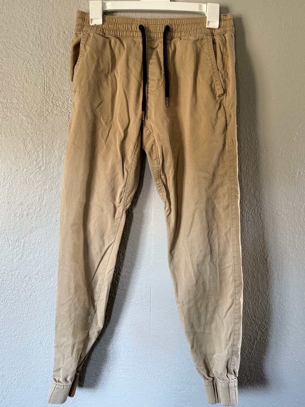 Hollister Super Skinny Jogger Pants Men’s size small beige tan